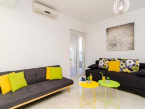 Apartments A& M - One-Bedroom Apartment with Balcony and Sea View A1